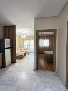 Stylish Studio with Pool, Near Beach Ocean Park Zenata City