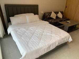 RDC Rental In front Royal PhnomPenh Hospital