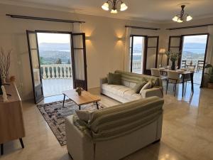 Stunning Panoramic Views - 2BR - Newly Refurbished - CorfuViewVilla