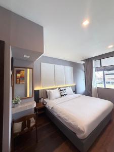 Little bangkoknoi by masmee