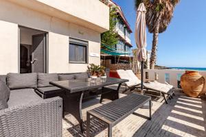 Villa Rena In Front of the Sea