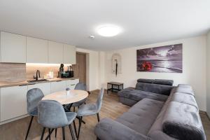 Medžiotojų apartment #5 by Polo Apartments