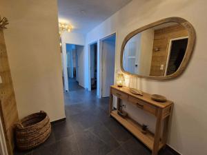 T4 GRAND STANDING, ROOF-TOP AVEC JACUZZI Centre station VALBERG