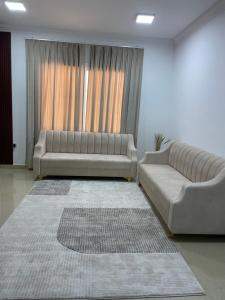 شقق مفروشة