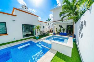 Private Pool - 4 Bedroom Villa - Great Location