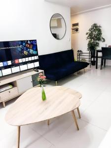 1BR Studio at viceroy McKinley taguig