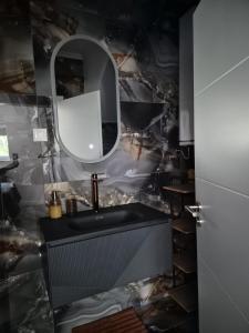 Luxury Apartment Zita Vir