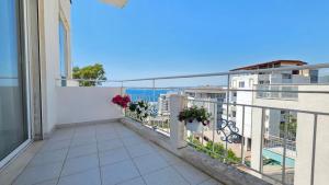 Magic Sea View Penthouse Vlora