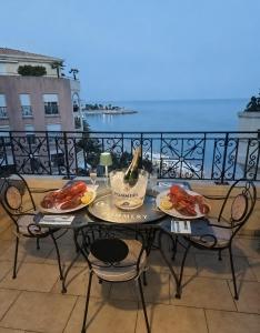 Exclusive Panoramic Sea View in Victoria Beach