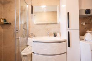 Belvedere luxury two bedroom apartment with parking