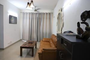 Spacious Flat in Noida 119