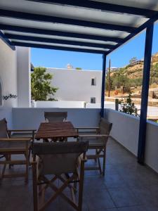 Deilino - Olive View Studio