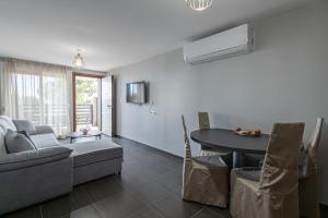 SeaView House Nikiti 2