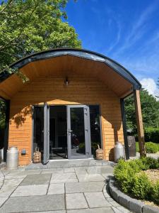 Stone Lodge Garden Retreat