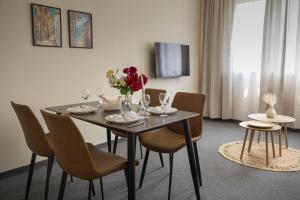 Blue Horizon Family Suite - Top Floor Sea View
