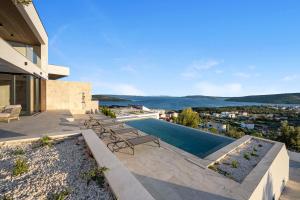 Royal Sky Elite Villa Residence