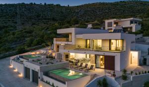 Royal Sky Elite Villa Residence