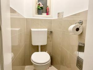 70 m2 Apartment with Terrace & Free Parking
