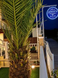 JONNYS Rooms