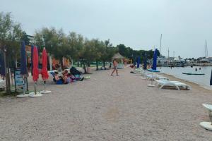 Apartments with parking space Biograd na Moru - 27130