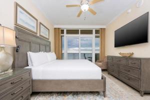 Phoenix Orange Beach 301
