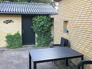 Retreat with Billiards and Hot Tub