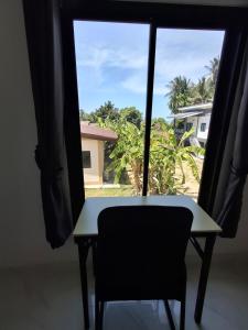 Smart TV, 5 min to Beaches, Yoga, Shops, King Bed, Cotton Sheets