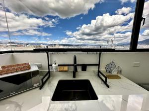 Suite doble moderna amoblada
