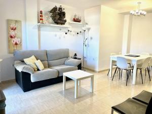 Apartamento en alquiler en Denia - ES-373-40