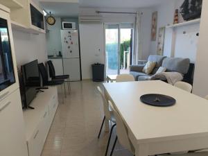 Apartamento en alquiler en Denia - ES-373-40