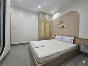 Sea Eyes Hotel Cát Bà