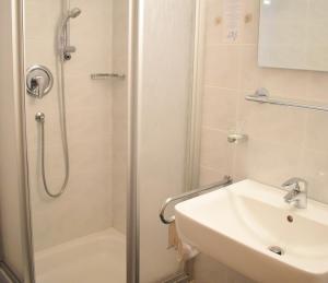Camera Singola con Bagno Privato