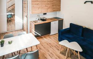 2 Bedroom Beautiful Home In Mrzezyno