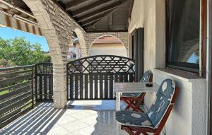 Awesome Apartment In Pomer