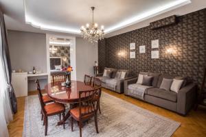 Mozart & Bach Historic Apartment