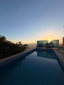 Luxury Mountain Chalet with Private Pool Lionden Jerash