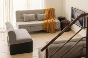 House with 3 Pools, Kids Area, 15 Minutes to the Hotel Zone