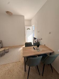 Z&N Terrace apartment