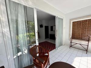 New Mekar Jaya Hotel