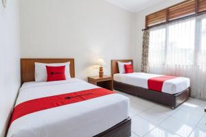 RedDoorz at Rudian Hotel by Oasis Cisarua