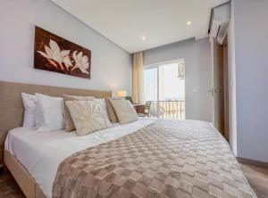 T2 Sea View 50 meters - Praia da Rocha 2 bathrooms