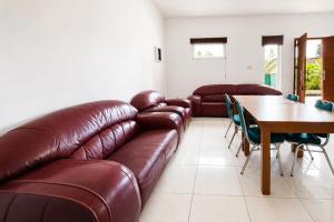 Urbanview Hotel RDN Oasis Cisarua by RedDoorz