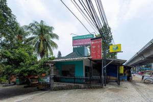 RedDoorz Plus near Jalan Baru Bogor