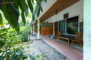RedDoorz Plus near Jalan Baru Bogor