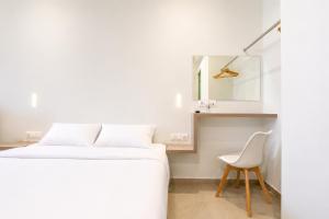Sea And Sky Suites Near Athens Airport By SEM