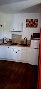 Logement entier RDC quartier historique Parthenay