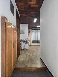 Seoul Holiday Home, Modern 2BR Near Itaewon & Namsan