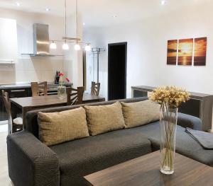 APARTMENT TOPOLOVA with FREE PRIVATE PARKING