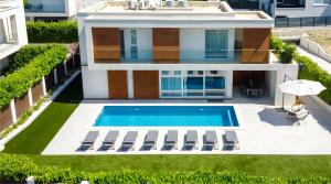 Villa Sheley with private heated pool-Split