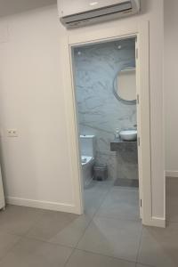 Apartamento 5 a 10 min de la Estación de bus y Tren María Zambrano